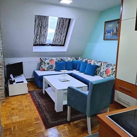 Apartman A First Class Za 4 Osobe 2 Spavace Sobe *