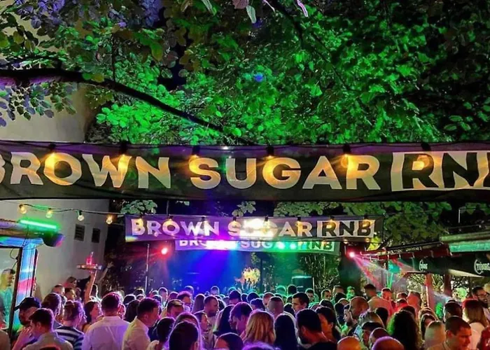 A First Class Za 4 Osobe 2 Spavace Sobe