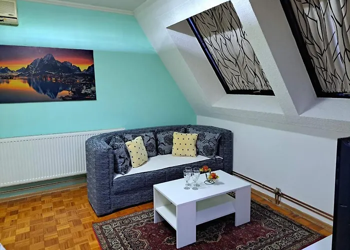 A First Class Za 4 Osobe 2 Spavace Sobe *