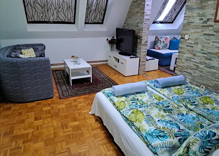 A First Class Za 4 Osobe 2 Spavace Sobe Διαμέρισμα